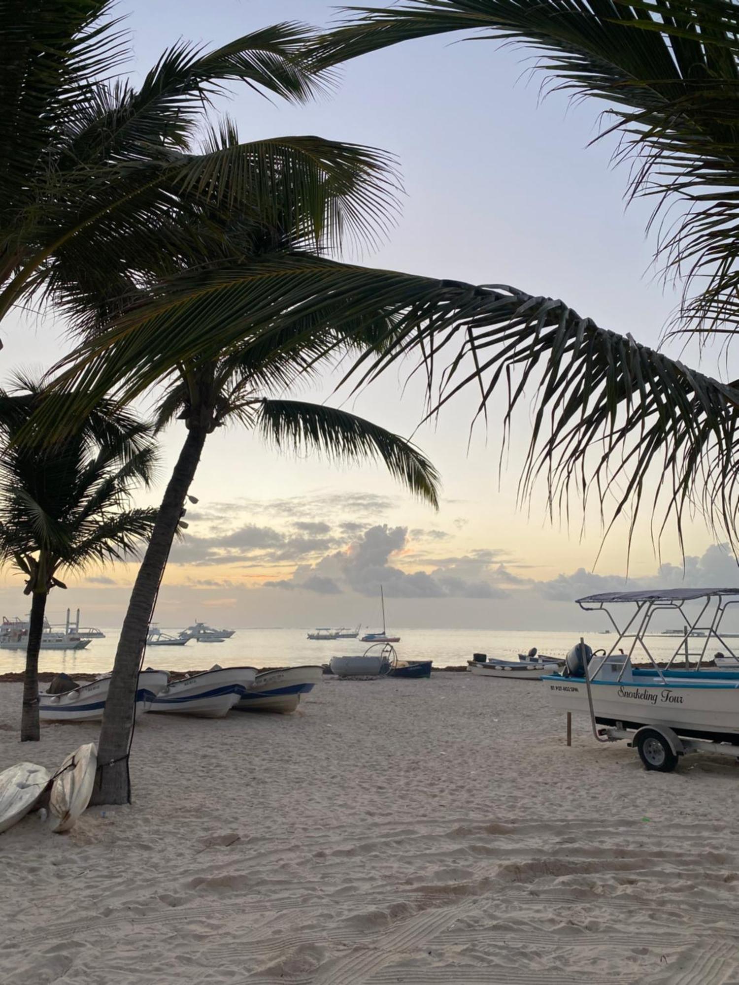 Madonna Pool Beach Los Corales Punta Cana Buitenkant foto