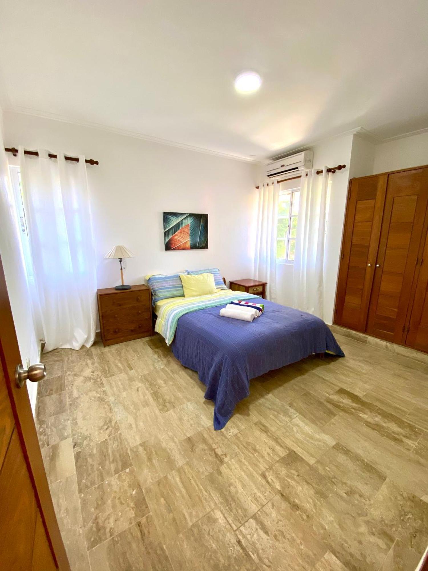 Madonna Pool Beach Los Corales Punta Cana Buitenkant foto