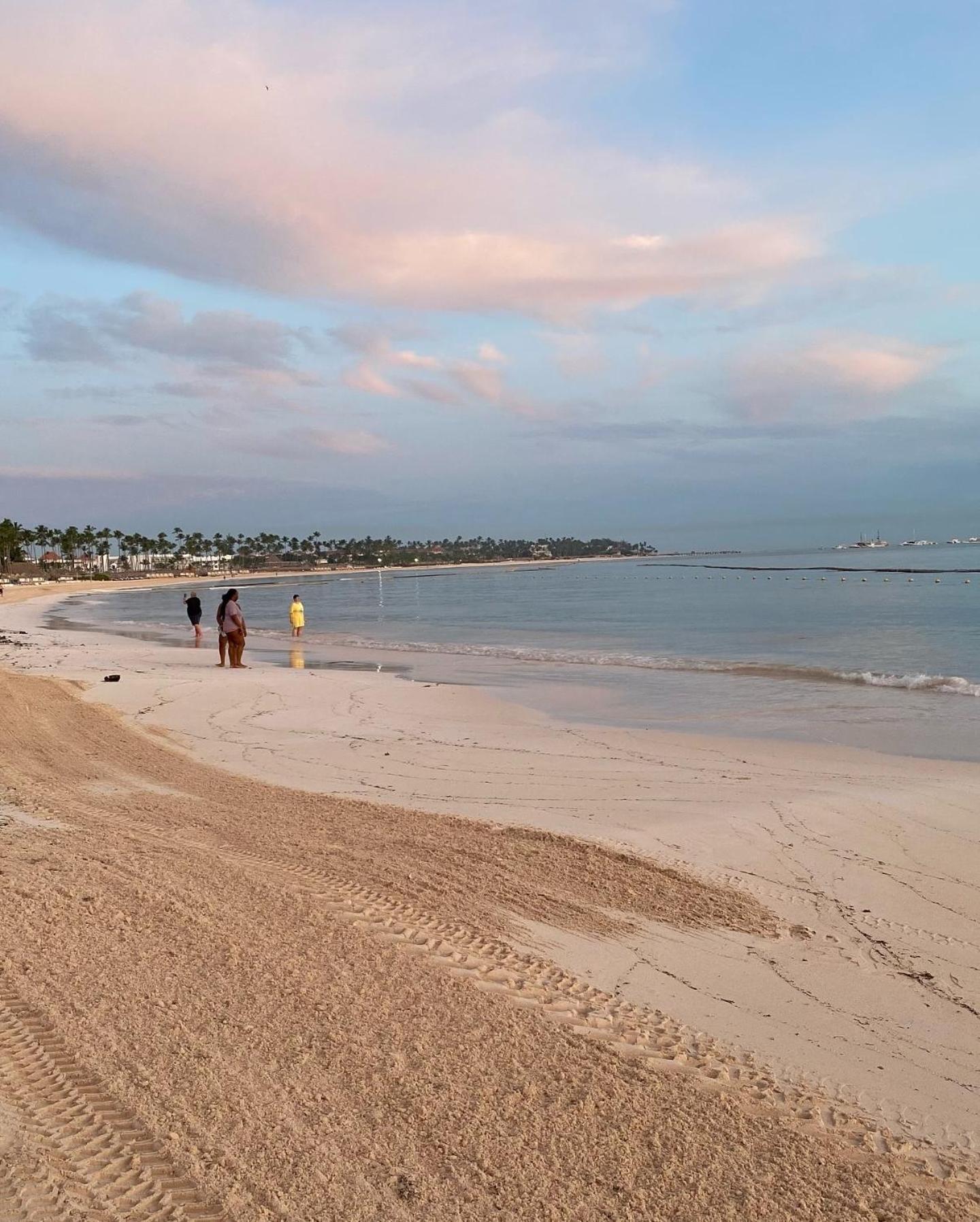 Madonna Pool Beach Los Corales Punta Cana Buitenkant foto