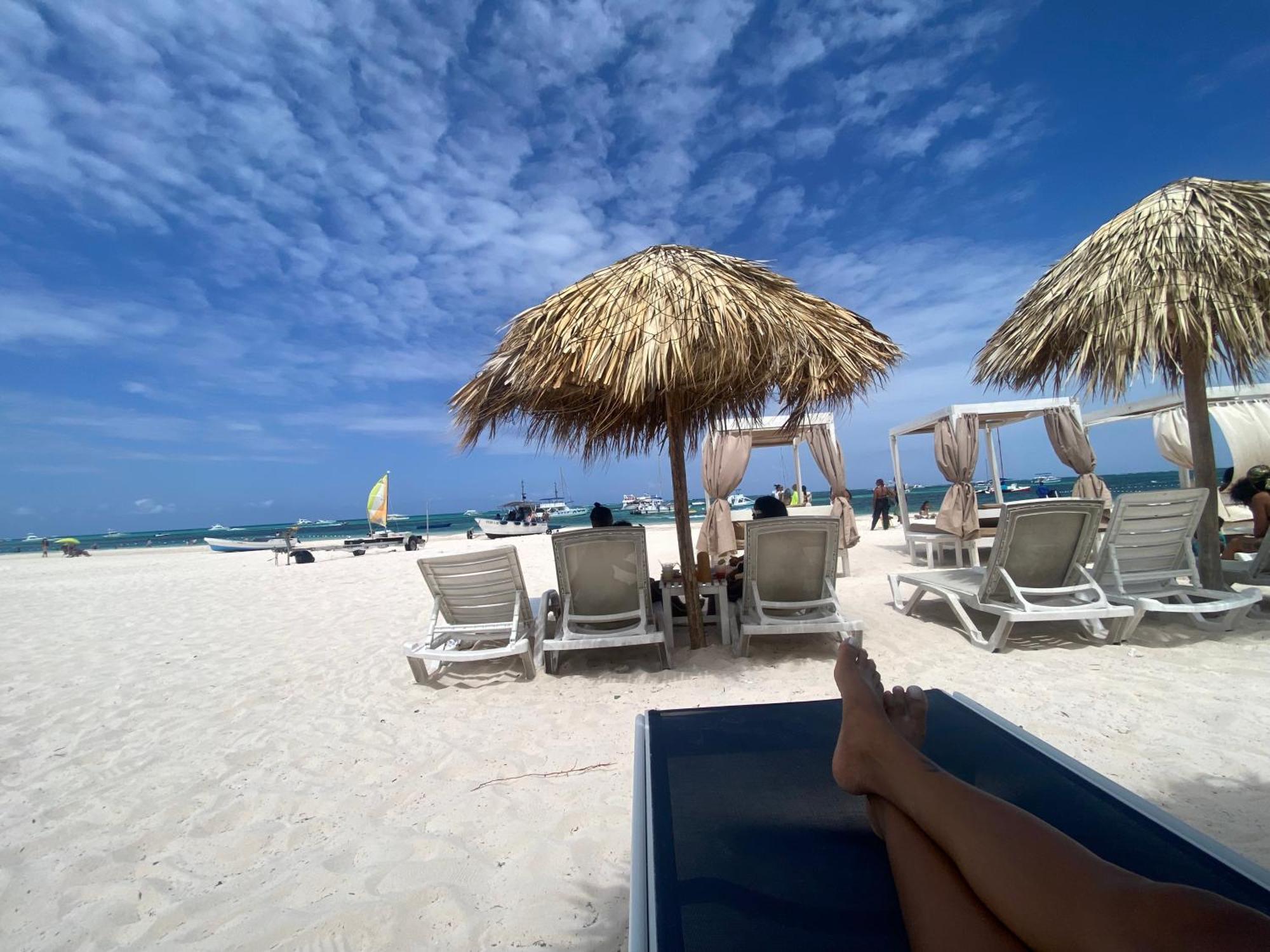 Madonna Pool Beach Los Corales Punta Cana Buitenkant foto