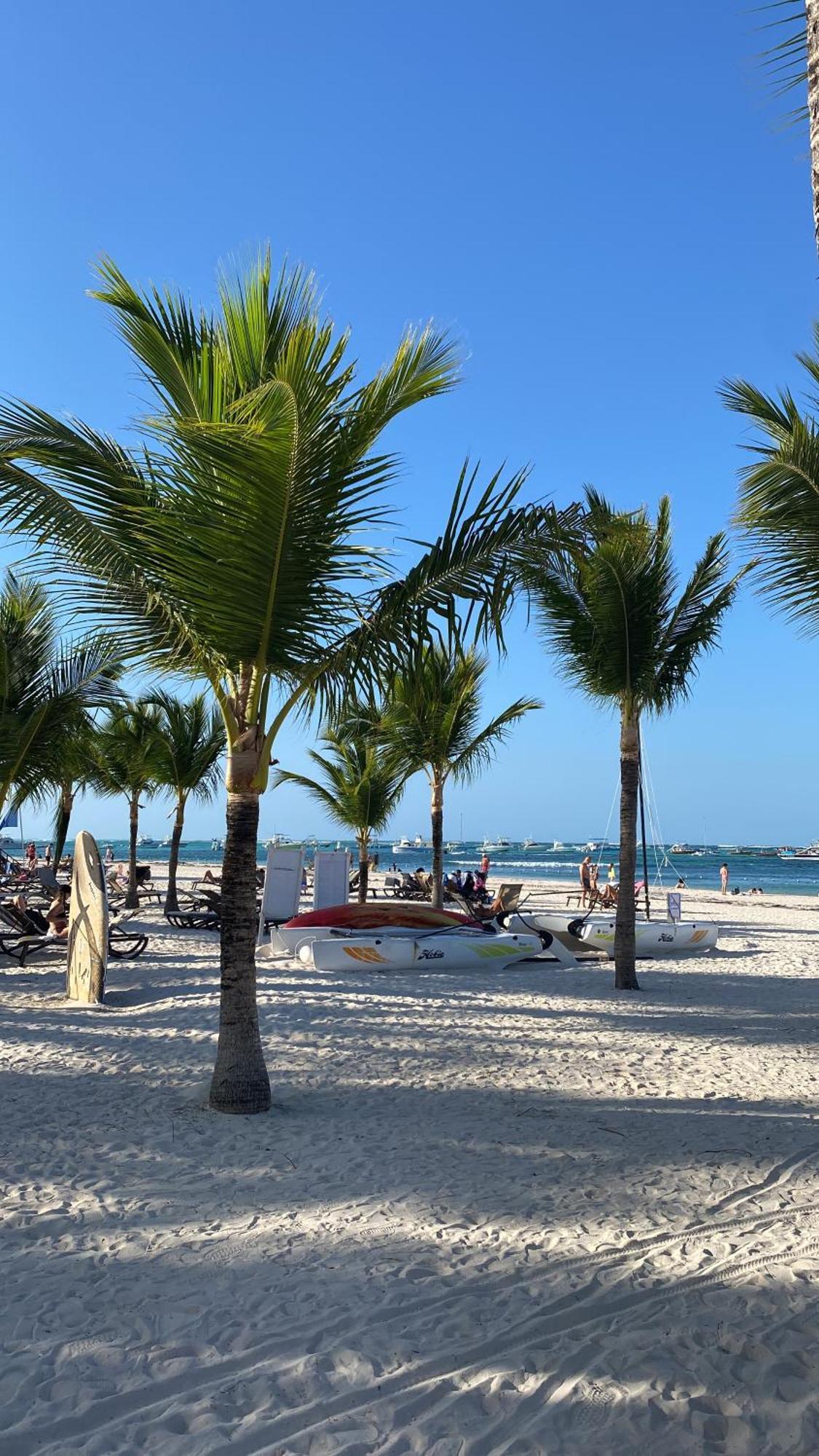 Madonna Pool Beach Los Corales Punta Cana Buitenkant foto