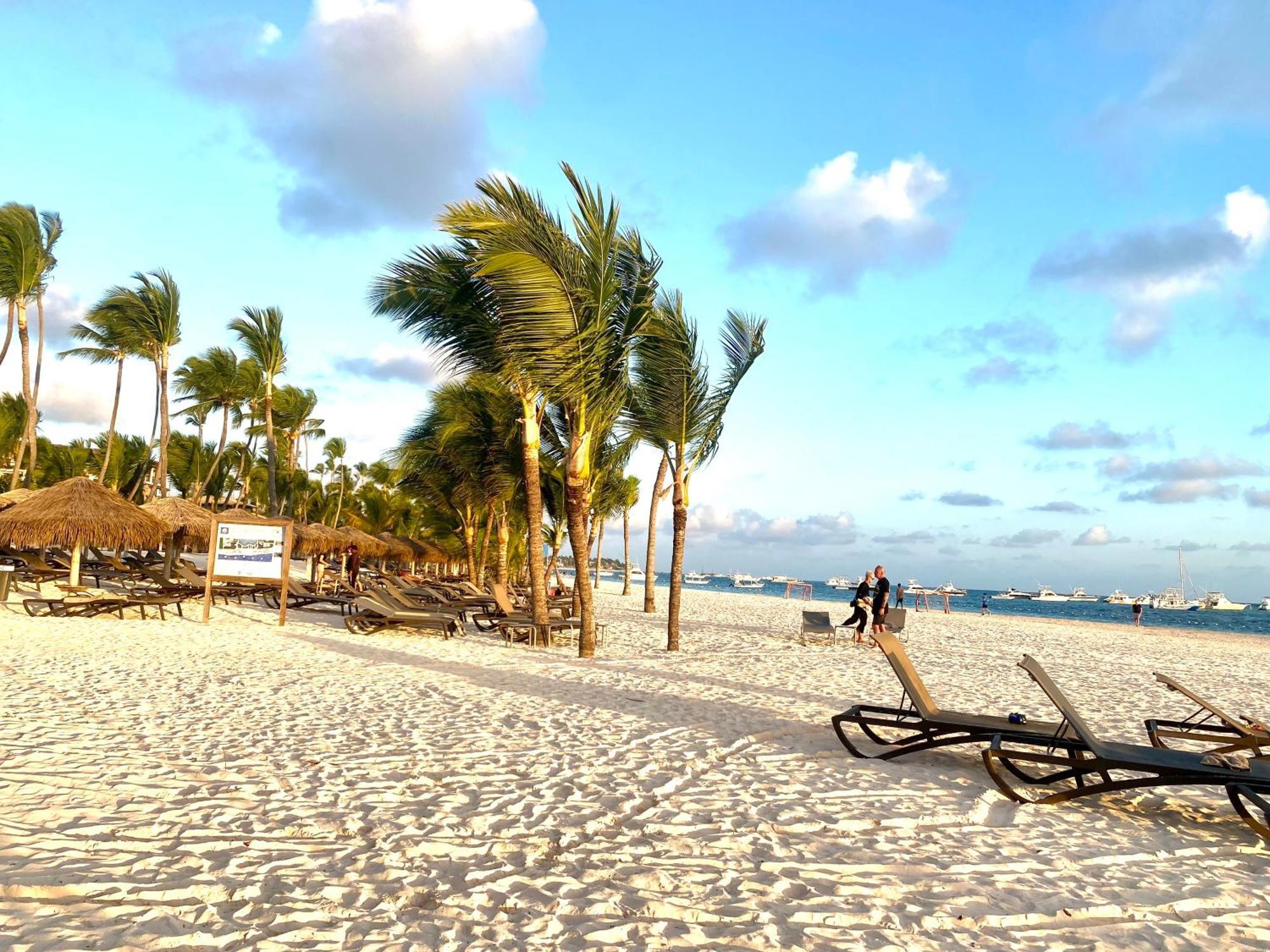 Madonna Pool Beach Los Corales Punta Cana Buitenkant foto