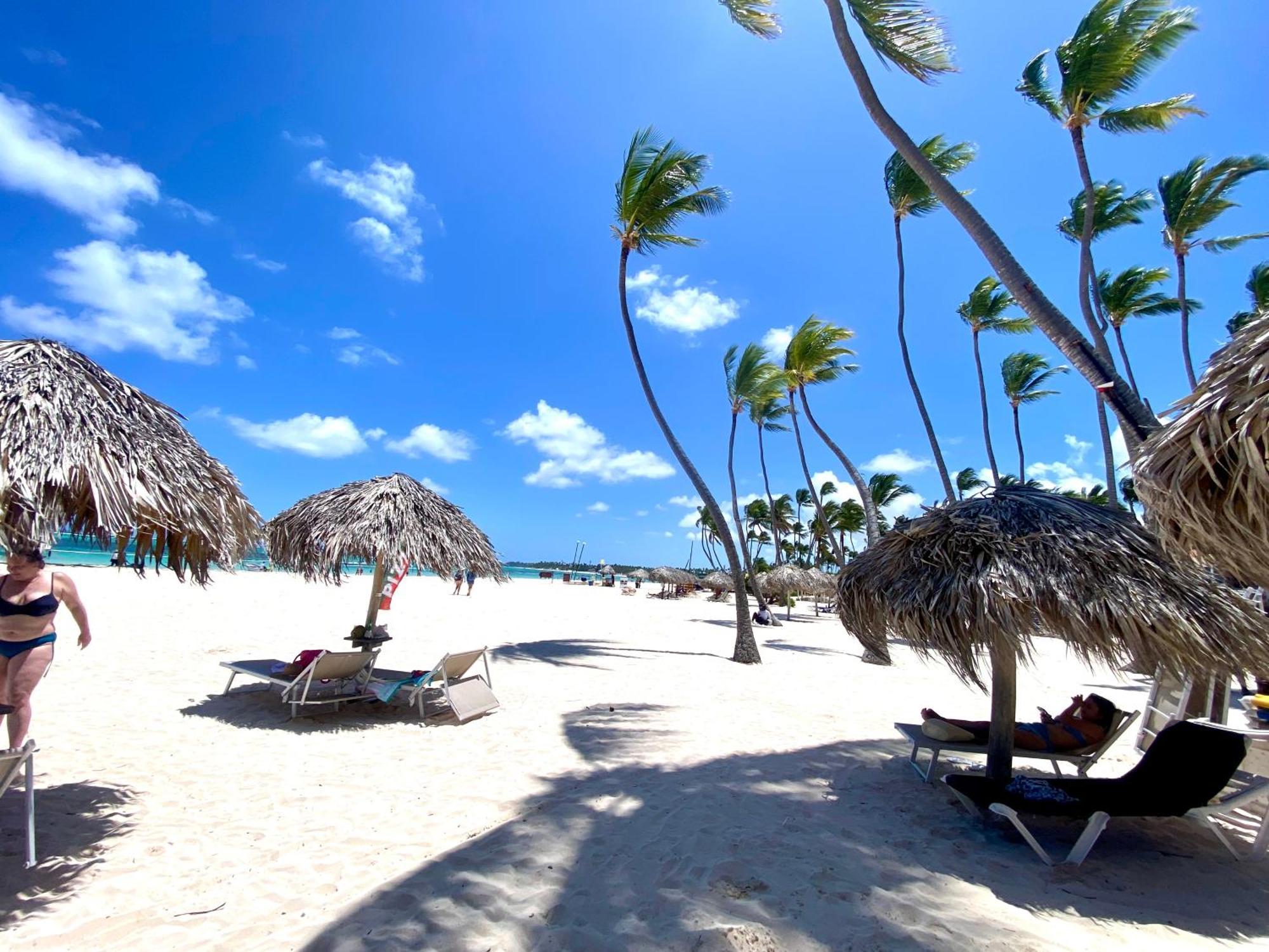 Madonna Pool Beach Los Corales Punta Cana Buitenkant foto